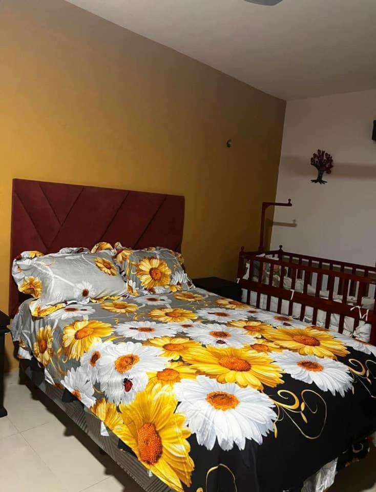 Casa Toledo Chetumal Villa Eksteriør billede